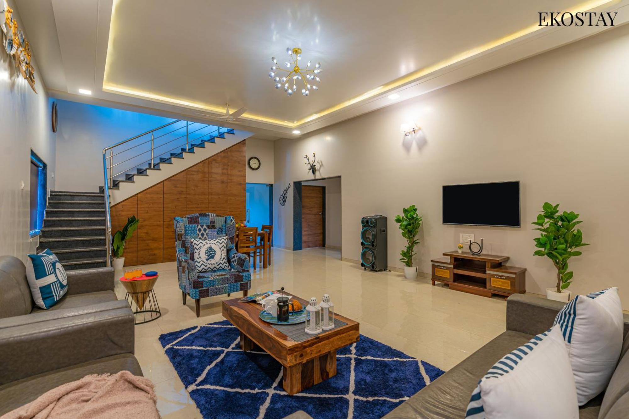 קארג'אט Ekostay Gold Palm Estate I Cricket Turf I Rain Dance I 2 Acre Property מראה חיצוני תמונה
