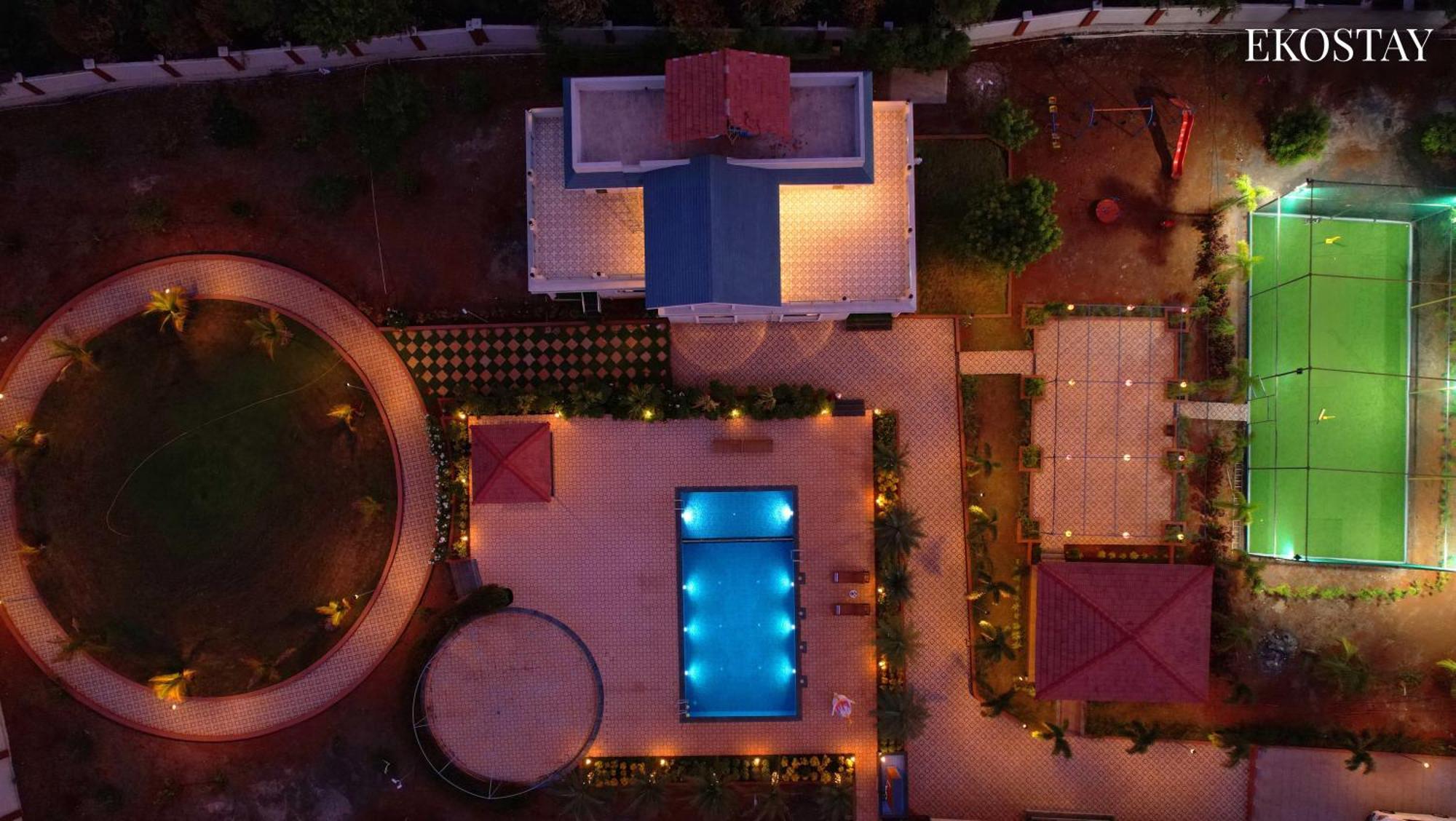 קארג'אט Ekostay Gold Palm Estate I Cricket Turf I Rain Dance I 2 Acre Property מראה חיצוני תמונה